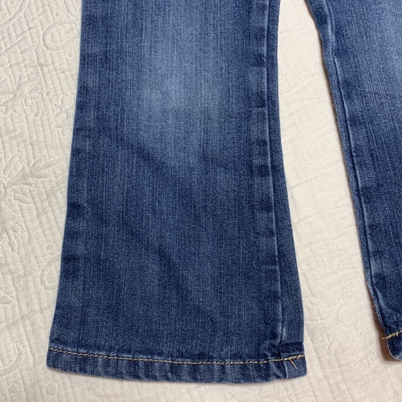 3T (4/$20) Old Navy Boot Cut Denim Jeans - Picture 3 of 14